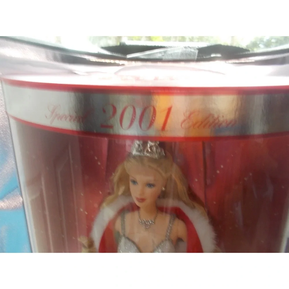 Mattel Holiday Celebration Barbie Special 2001 Edition Doll New in Box 50304